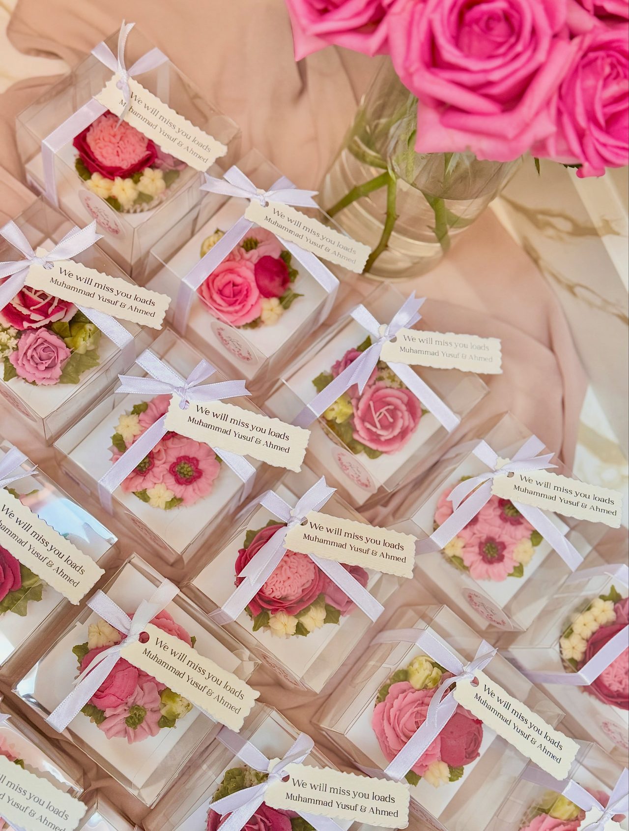 Individually boxed cupcake favours